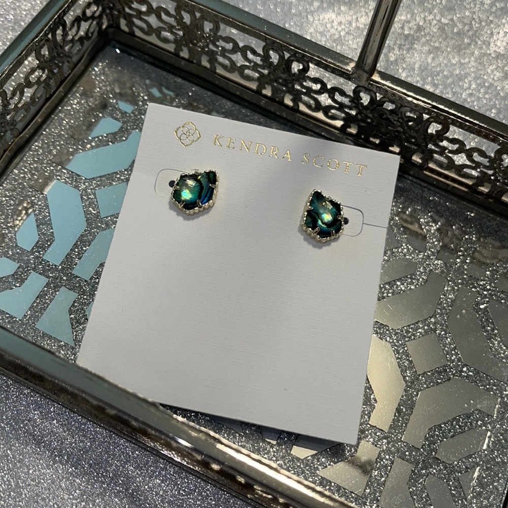 Kendra Scott Tessa Stud Earrings in Gold